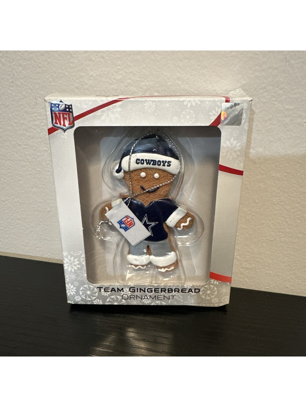 Dallas Cowboys NFL team logo Gingerbread Man ornament Forever Collectibles 2011